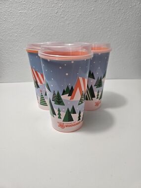 Whataburger Holiday Camper Reusable Plastic Cups - Pink/Blue (Set)